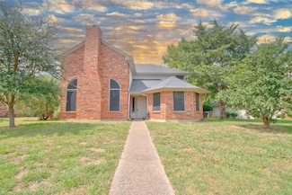 1109 Harvest Hill Ln, Lancaster, TX 75146