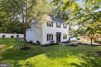 480 Yale Dr, Southampton, PA 18966