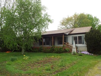 4276 Meridian Rd, Leslie, MI 49251