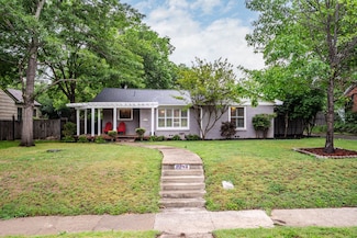 2217 Yucca Ave, Fort Worth, TX 76111