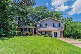 6708 Bedford Rd, Rex, GA 30273