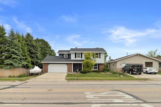 8653 39th Ave, Kenosha, WI 53142