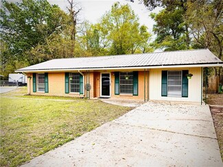 1221 Shady Ln, Oakdale, LA 71463