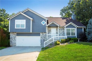1548 S 105th Ct, Kansas City, KS 66111