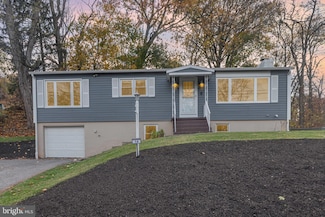 14 Springers Ln, New Cumberland, PA 17070