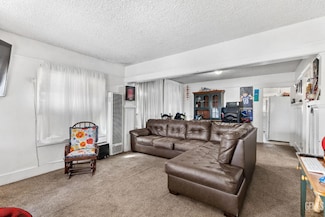 2122 Palm St, Bakersfield, CA 93304