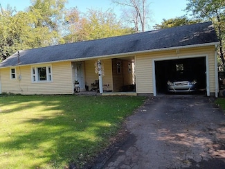 110 Brigham Ln, Lake Katrine, NY 12449