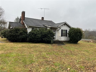 241 N Main St, Jonesville, NC 28642