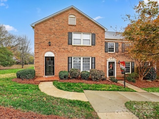 6723 Constitution Ln, Charlotte, NC 28210