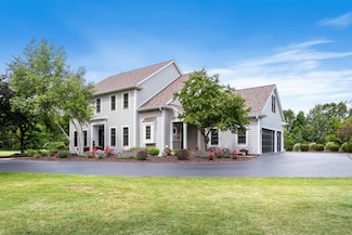 1711 White Pines Trail, Richfield, WI 53076