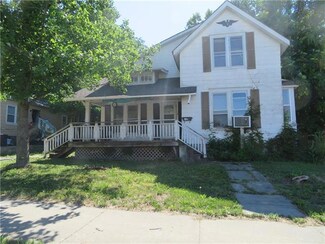 301 N Silver St, Paola, KS 66071