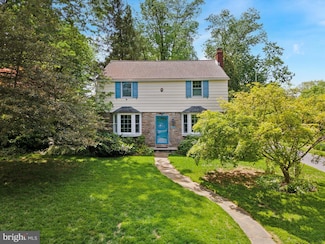 711 Avondale Rd, Glenside, PA 19038