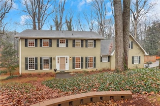 2225 Mountain Creek Dr, Stone Mountain, GA 30087