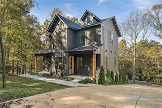 1753 N Walnut Ave, Fayetteville, AR 72703