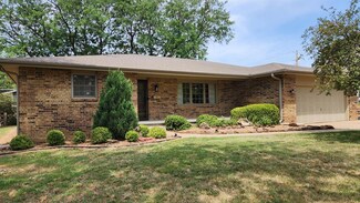 410 Beechwood Rd, Salina, KS 67401