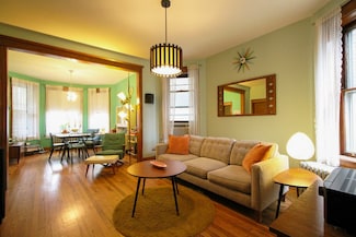 2036 N Sawyer Ave Unit A, Chicago, IL 60647