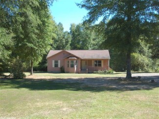 60 Givens Ln, Morrilton, AR 72110