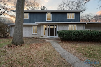 5230 Fredelia Dr, Toledo, OH 43623