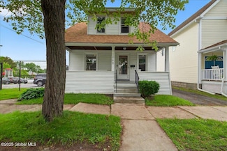 1068 Garner Ave, Schenectady, NY 12309