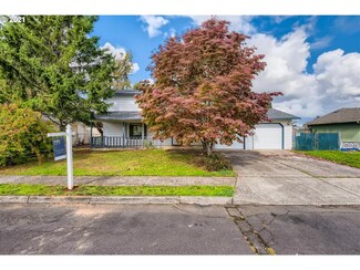 2827 NE 26th St, Gresham, OR 97030