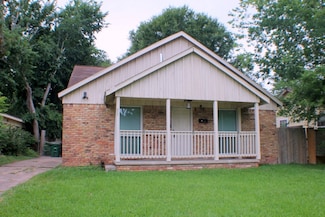8241 Glenview Dr, Houston, TX 77017