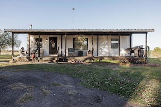 765 Rs County Road 3410, Emory, TX 75440