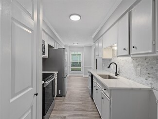 13286 Trail Hollow Dr Unit 3286, Houston, TX 77079