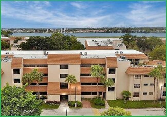 511 Ives Dairy Rd Unit 1026, Miami, FL 33179