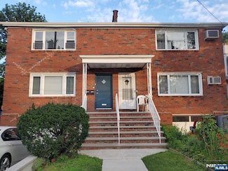 795 Anderson Ave Unit 2, Cliffside Park, NJ 07010
