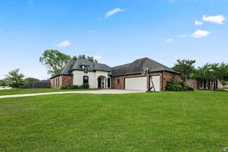 6150 Fennwood Dr, Zachary, LA 70791