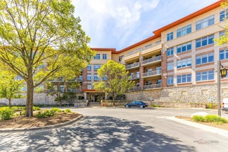 115 Prairie Park Dr Unit 210, Wheeling, IL 60090