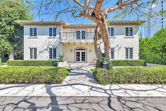 211 Vallette Way, West Palm Beach, FL 33401