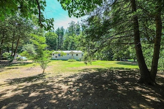 331 N Pond Rd, Chester, NH 03036