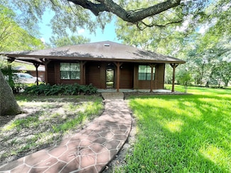 3533 N Elm Rd, Santa Fe, TX 77517