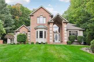 2022 Bent Creek Trail, Cuyahoga Falls, OH 44223