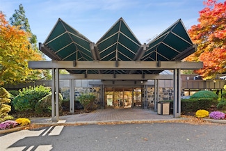 2 Fountain Ln Unit 1N, Scarsdale, NY 10583