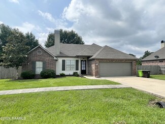 708 S Belle Cir, Breaux Bridge, LA 70517