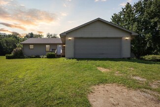 20890 M Dr N, Marshall, MI 49068