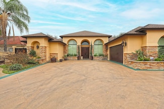 8502 Mahogany Ct, Laredo, TX 78045
