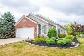 31 Waterstone Dr, Franklin, OH 45005