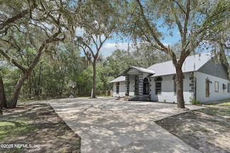 1886 Florida 20, Hawthorne, FL 32640