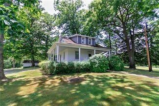 347 Stewarton Rd, Mill Run, PA 15464