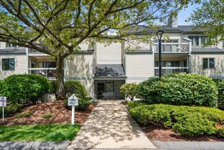 1100 Salem St Unit 8, Lynnfield, MA 01940