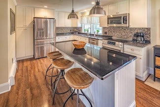4 Birch Hollow Ln, Rochester, NH 03867