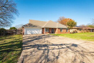 94 Yorkshire Dr, Princeton, TX 75407