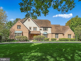 1319 Beaconfield Ln, Lancaster, PA 17601