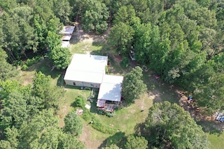 501 An County Road 3703, Palestine, TX 75801
