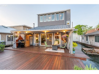1975 N Jantzen Ave, Portland, OR 97217