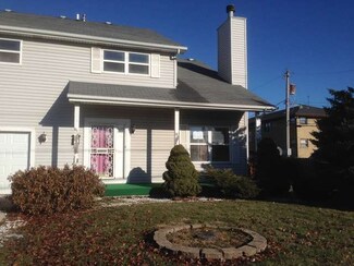 12357 S Laflin St, Calumet Park, IL 60827