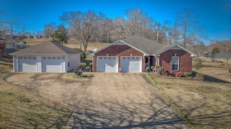 302 County Road 94, Florence, AL 35634